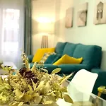 Comfortable House In With Terrace Σπίτι διακοπών