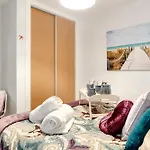 Comfortable House In With Terrace Fuengirola