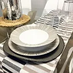 Comfortable House In With Terrace Σπίτι διακοπών *