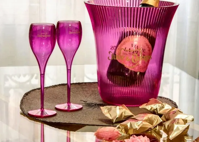 Comfortable House In With Terrace *