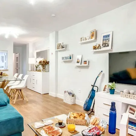 Vakantiehuis Comfortable House In With Terrace