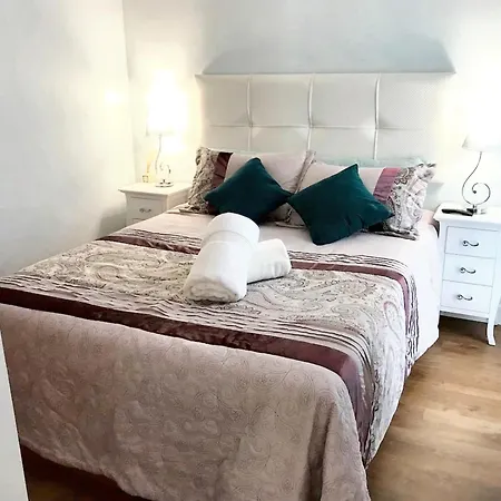 Дом отдыха Comfortable House In With Terrace Фуэнхирола