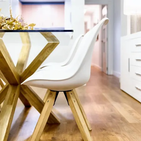 Comfortable House In With Terrace Фуэнхирола