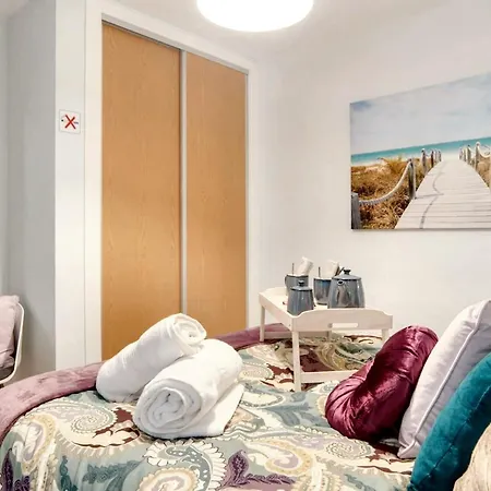 Comfortable House In With Terrace Fuengirola