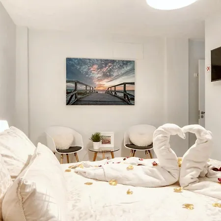 Comfortable House In With Terrace Fuengirola